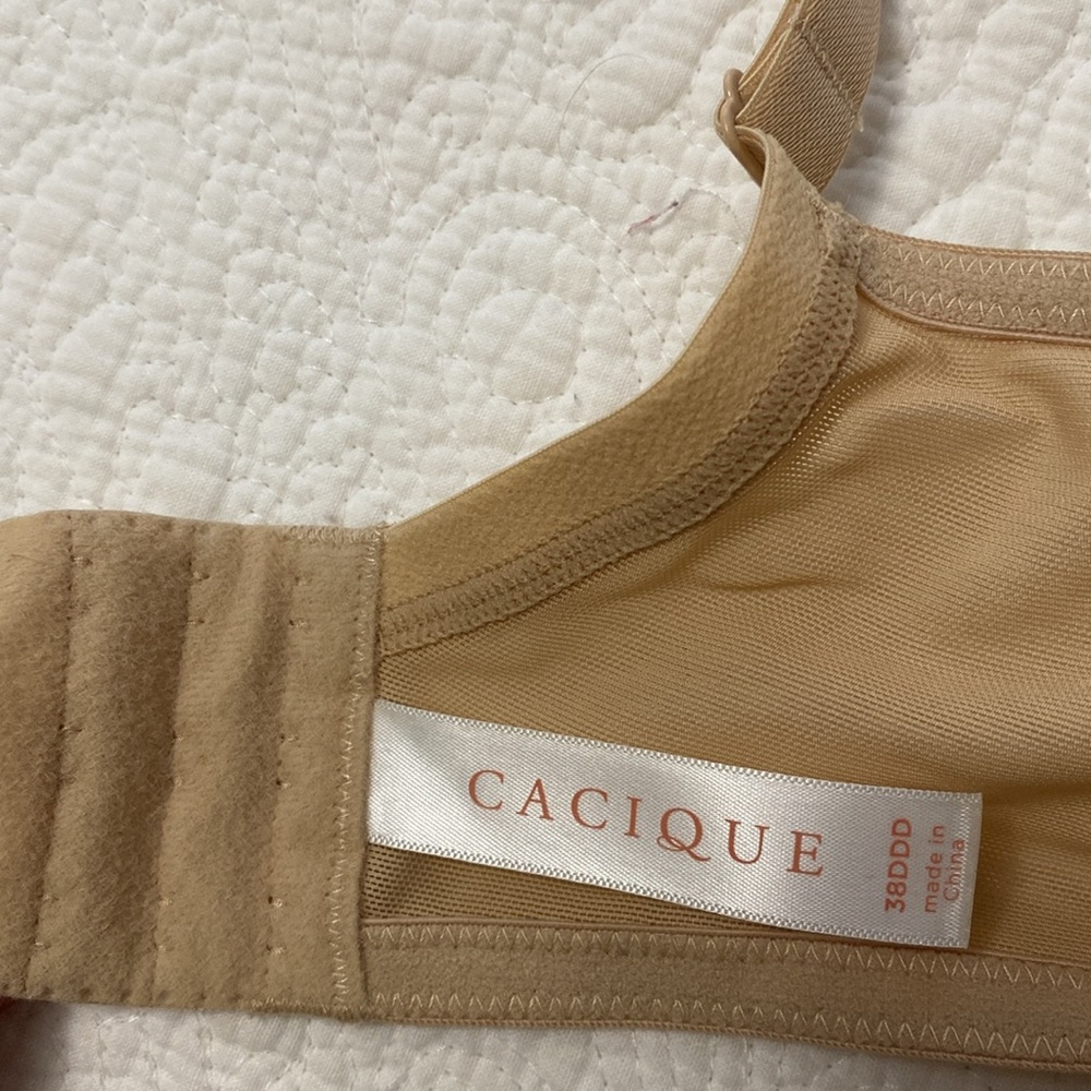 Cacique— Lightly Lined Balconette - Picture 7 of 14